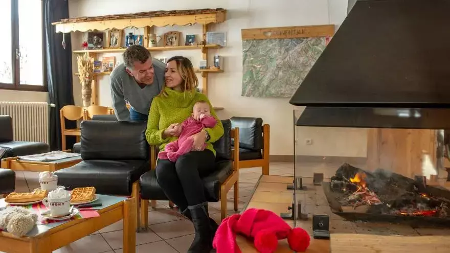 Espace détente avec cheminée