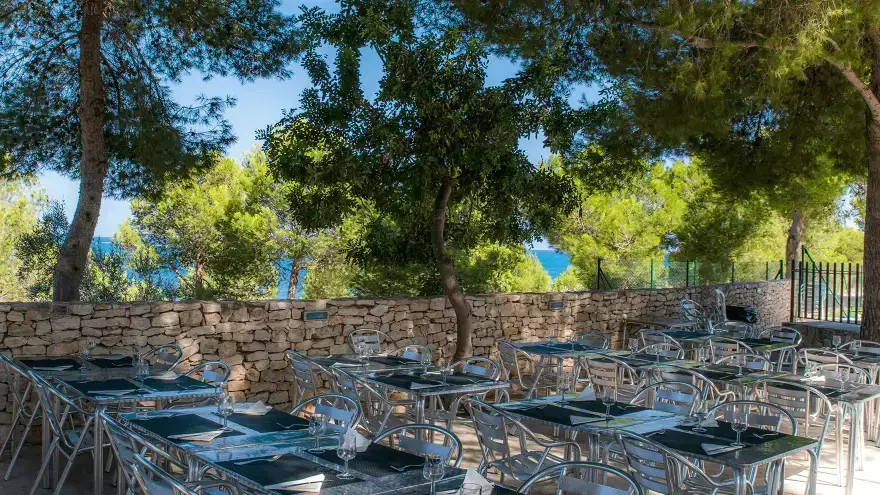 Restauration terrasse en saison